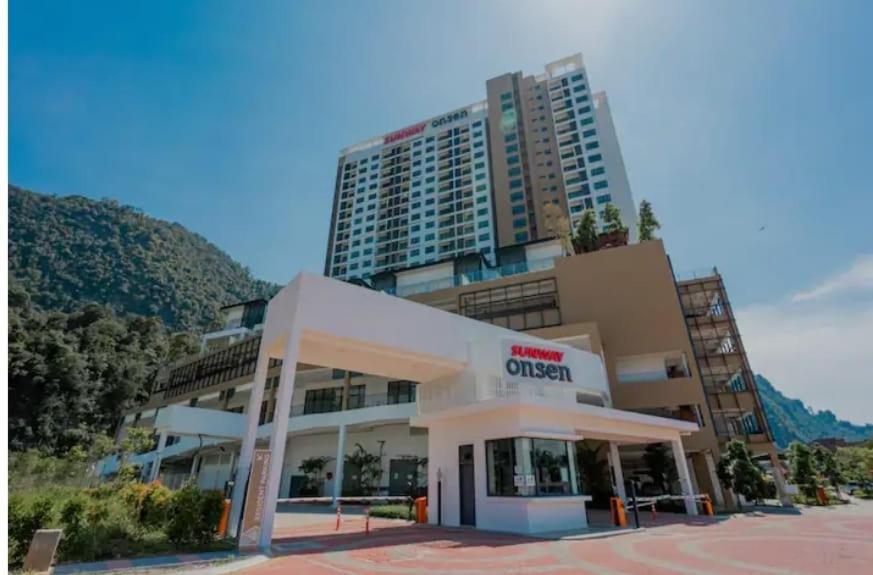 Hotspring 2 Room 1512 Suite Sunway Onsen With Theme Park View 4 Pax Тамбун Екстериор снимка